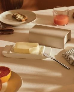 Alessi Mattina Butter Dish, Grey -Kitchencia Shop 02 BG04 bb6cf324 84ef 4f16 a7d8 e8451036598f 1648x copy 2