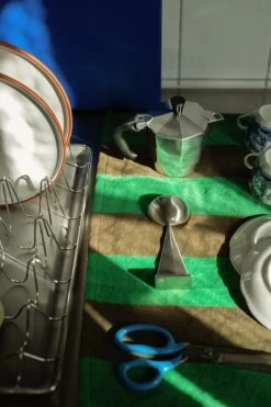 Bialetti Moka Express Oceana Espresso Maker, 4 Cups 7 Bialetti Moka Express Oceana Espresso Maker, 4 Cups -Kitchencia Shop 0723P FDS kesa 2023 0632