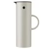 Stelton EM77 Vacuum Jug 1,0 L, Sand -Kitchencia Shop 9 Stelton 20 TH