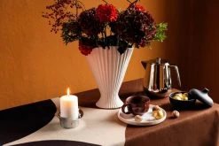 Georg Jensen Helix Teapot, 1 L -Kitchencia Shop Fds jouluruoka12 22 suvi kesalainen