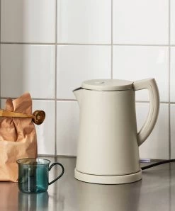 HAY Sowden Kettle, Grey -Kitchencia Shop Sowden Kettle EU grey Borosilicate Cup aqua Clip Clip