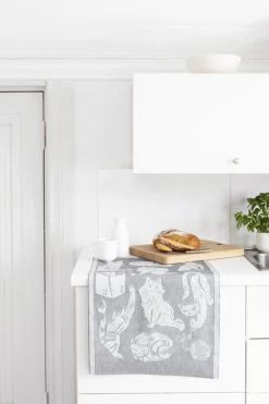 Lapuan Kankurit Kissanpäivät Hand Towel, White - Dark Grey -Kitchencia Shop lapuankankurit kissanpaivat towel white dark grey