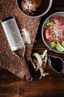 Microplane Master Series Coarse Grater -Kitchencia Shop mp Master Series Coarse Blade horseradish marinade BBQ beef