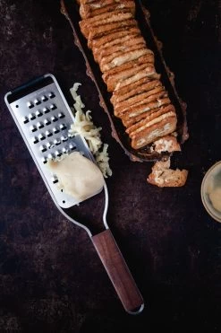 Microplane Master Series Extra Coarse Grater -Kitchencia Shop mp Master Series Extra coarse Blade cookies 28429